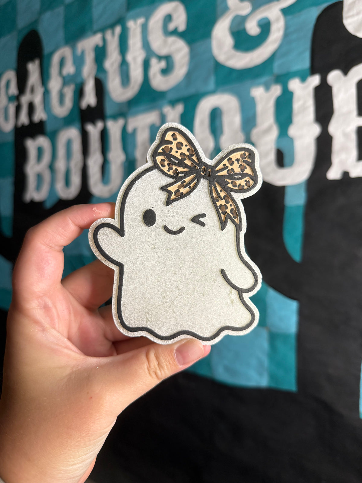 Ghost with Bow Freshie