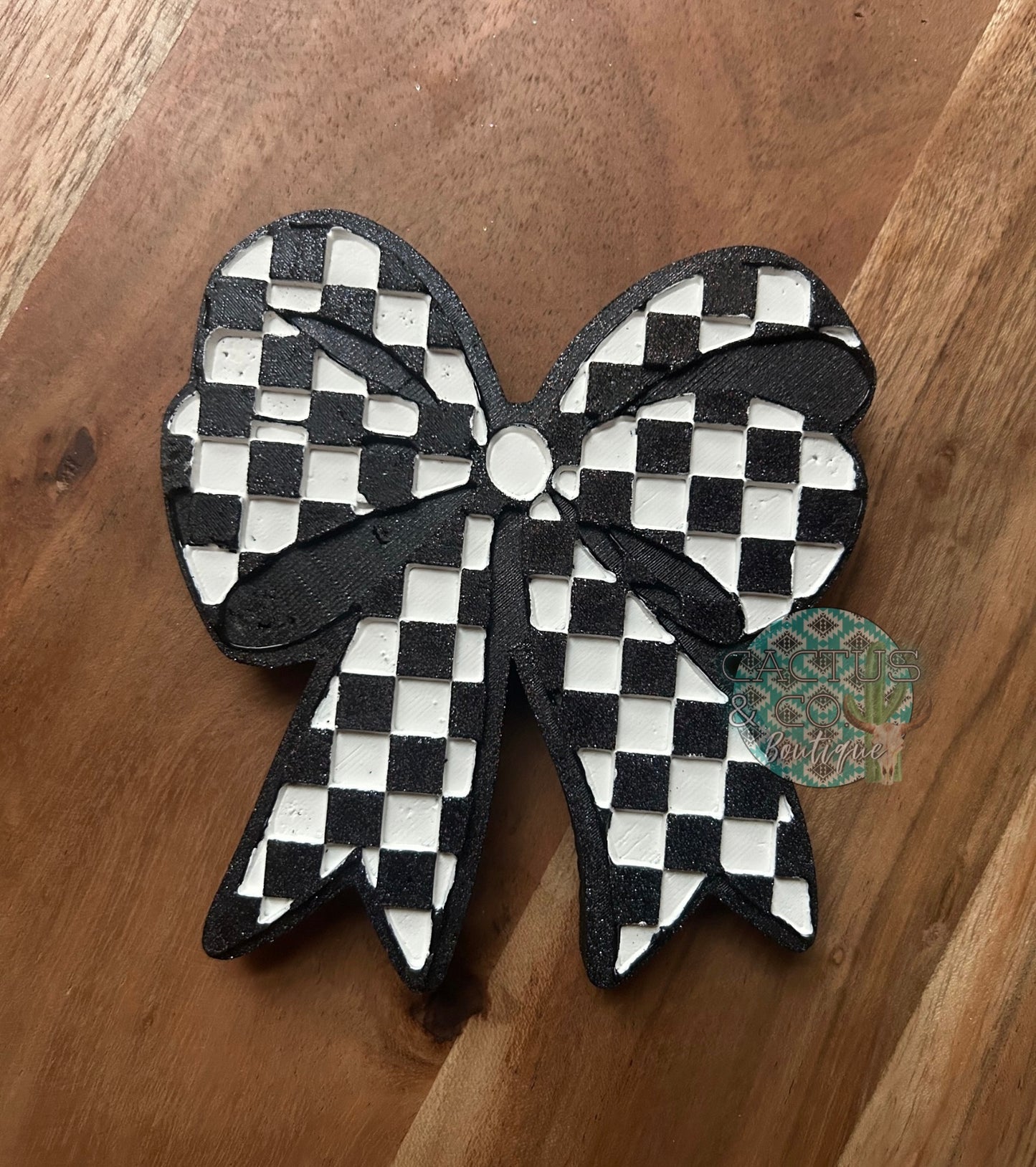 Checkered Bow Freshie