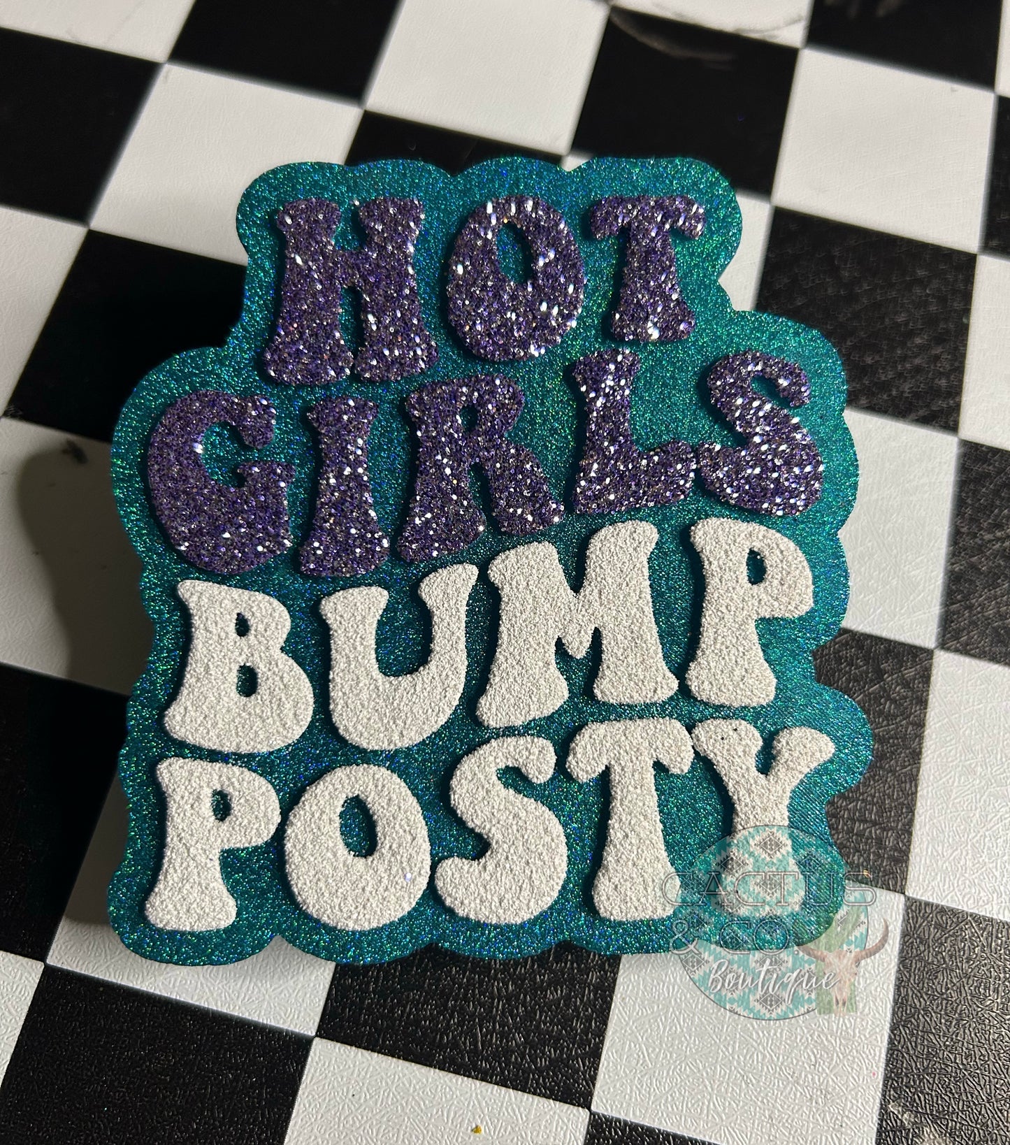Hot Girls Bump Posty