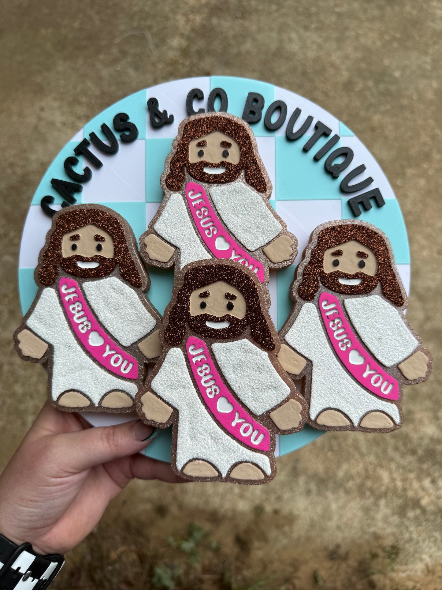 Jesus loves you