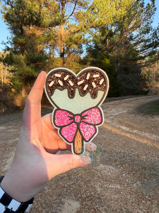Heart cake pop