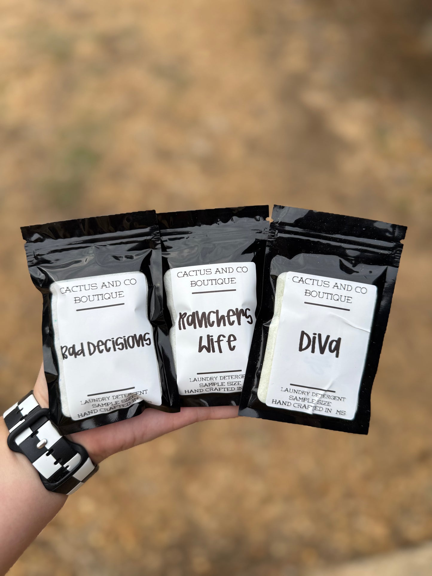 Luxe Laundry Detergent Sample